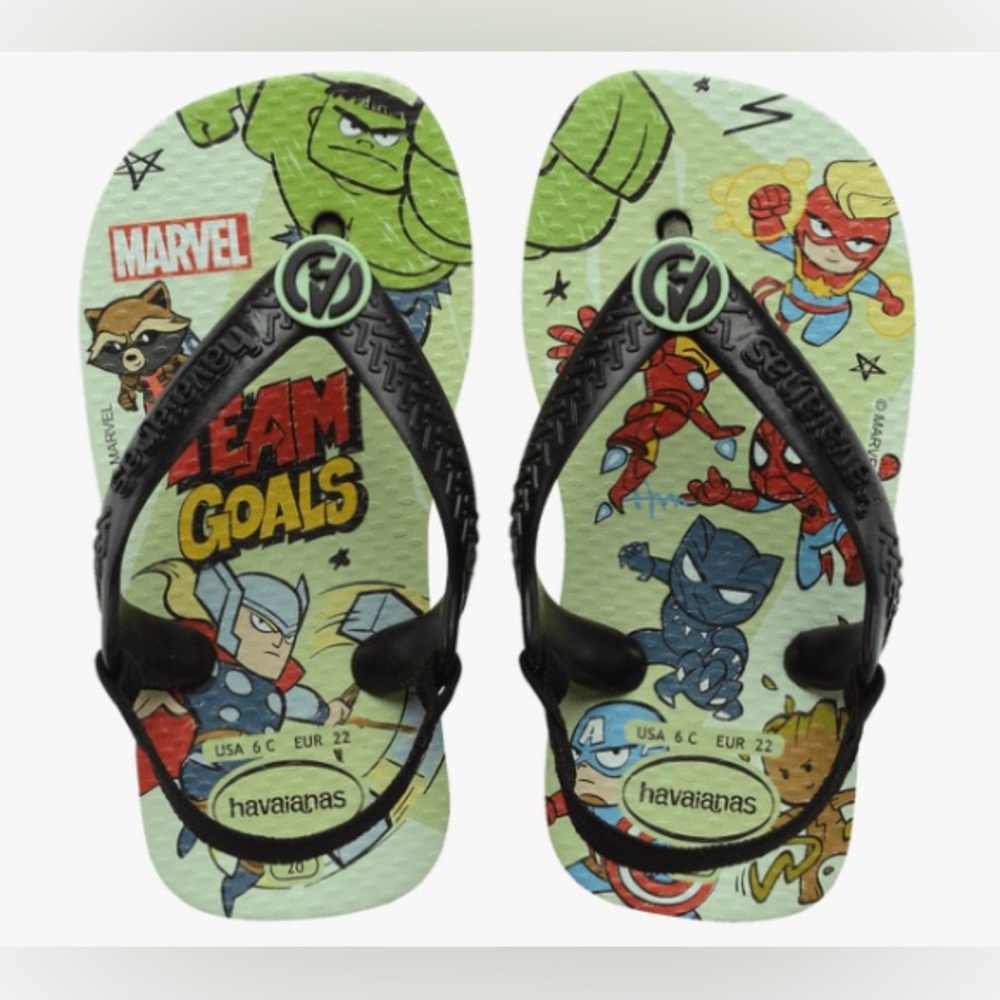 NWT KIDS HAVAIANAS MARVEL FLIP FLOPS